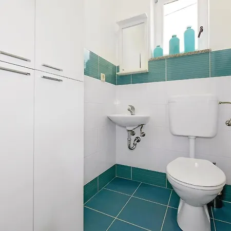 Stunning In Krkovic With Wifi Holiday home Ladevci