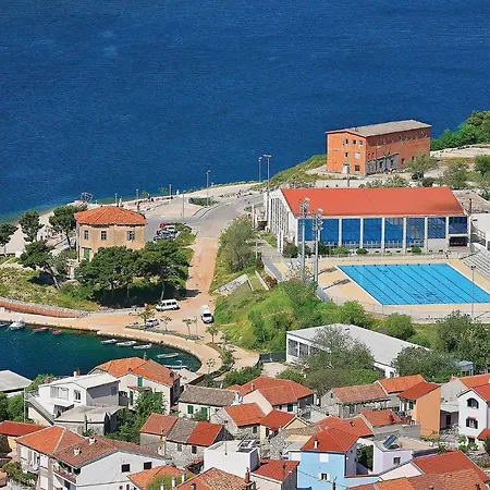 Stunning In Krkovic With Wifi *